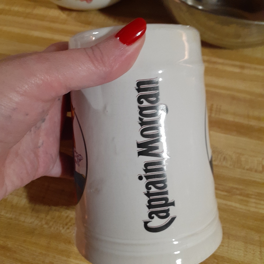 2 Captain Morgan Ceramic Mugs Vintage - Picture 4 of 7